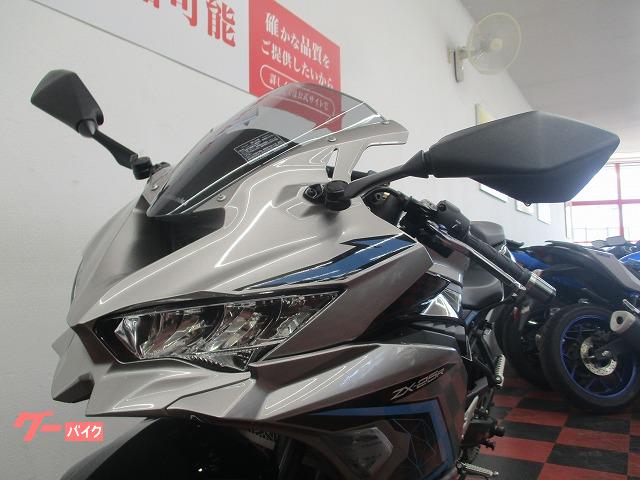 ✨激安価格でーす✨ ♥新春SALE！ KAWASAKI Ninja ZX-25R メタリックスパークブラック｜株式会社