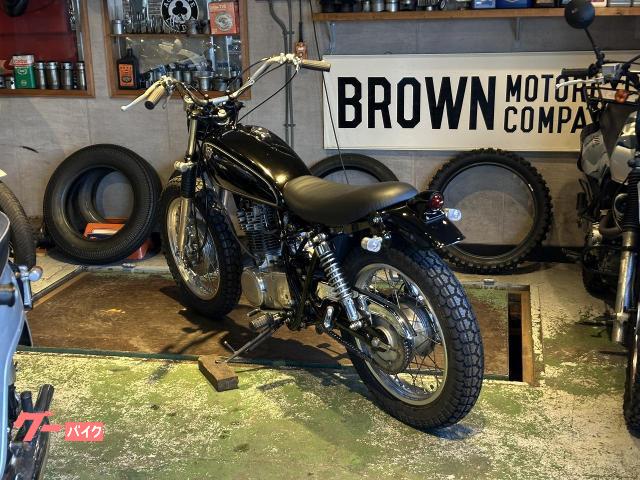 ヤマハ SR400 トラッカーカスタム キャブ車 ボバー チョッパー