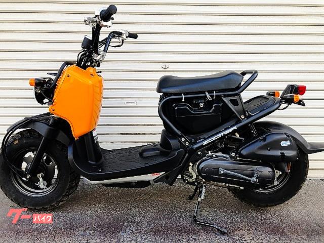 ズーマー HONDA シャコタンシート 黒 合成皮革 ホンダ ZOOMER シート ブラック（ロゴ小）ズーマー 純正 : K-net