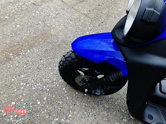 ビモロ　スパイク　ブルー　レア❗️ 非売品 ヤマハ AXIS Z 2022年モデル SEJ6J フルノーマル