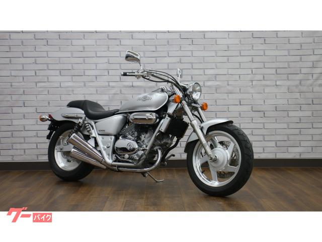 Ｖ−ＴＷＩＮ　ＭＡＧＮＡ　２００３年モデル　ノーマル