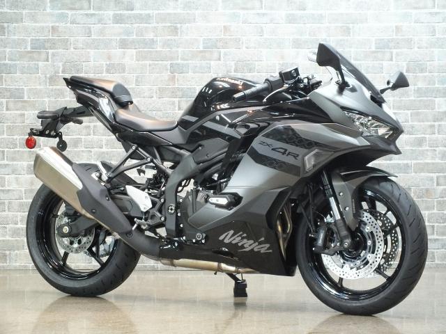 【2026年10月販売予定⭐︎ご予約者様用】prot.B ZX-4R/カワサキ 2026年モデル パールロボティックホワイト