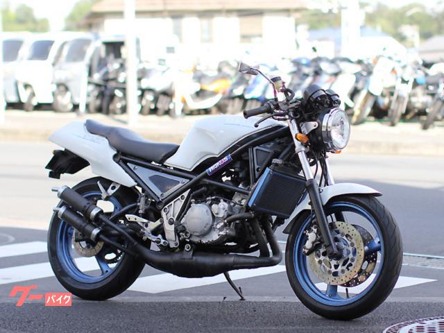 Ｒ１−Ｚ