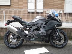 カワサキ　Ｎｉｎｊａ　ＺＸ−４Ｒ　ＳＥ