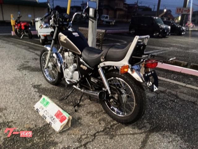 cbx125ccカスタム自賠責保険付き12000キロ ホンダ CBX125カスタム 保険1年付き キャブ車 セル付き 4スト