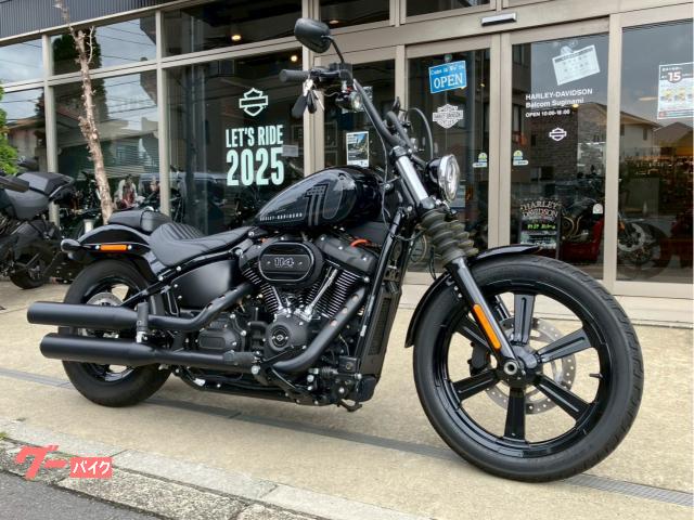 ＦＸＢＢＳ　ソフテイルストリートボブ１１４　２０２４年モデル　ＥＴＣ　サドルバッグ　ＶＰクラッチ　サンダンスレバー