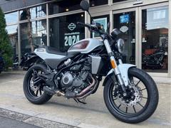 ＨＡＲＬＥＹ−ＤＡＶＩＤＳＯＮ　Ｘ３５０　２０２４年モデル　トラッカースタイル　パラレルツインエンジン　灯火類ＬＥＤ