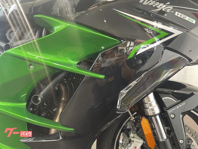 本日値下げ⭐︎美品⭐︎使用2ヶ月　秋冬に〜公式完売〜SAMIRA カーペット カワサキ Ninja H2 SX SE 2023年モデル オート