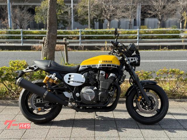 ＸＪＲ１３００Ｃ　２０１６年モデル　ＵＳインターカラー　グリップヒーター　メーターバイザー　エンジンスライダー