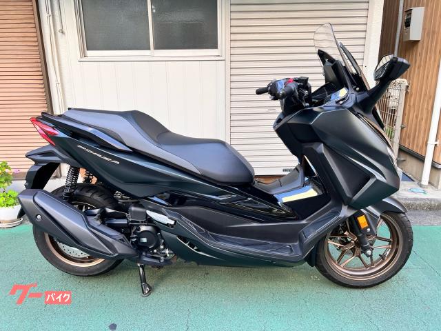 フォルツァ250 ABS 純正グリップヒーター 純正アラーム 純正ETC2.0装備 電動スクリーン メットイン 中古車
