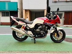 ホンダ　ＣＢ４００Ｓｕｐｅｒ　ボルドール　ＶＴＥＣ　Ｒｅｖｏ　車検二年付　純正ナビ　純正グリップヒーター　純正ＥＴＣ　メインスタンド付き