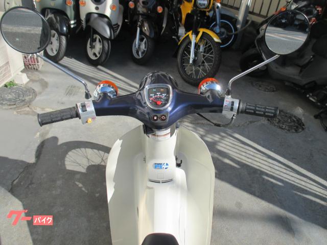 ホンダ スーパーカブ５０ ＡＡ０１ Ｄ８ＦＩ車 リアボックス付き｜Ｍｏｔｏ Ｇａｒａｇｅ Ｋーｍａｘ｜新車・中古バイクなら【グーバイク】