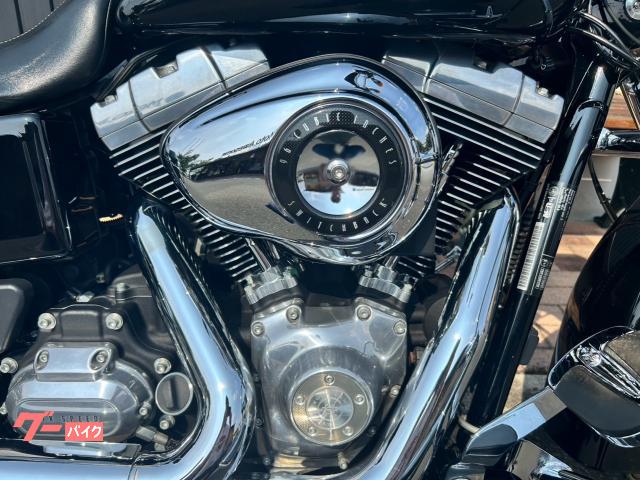 HARLEY－DAVIDSON FLD スイッチバック｜Moto