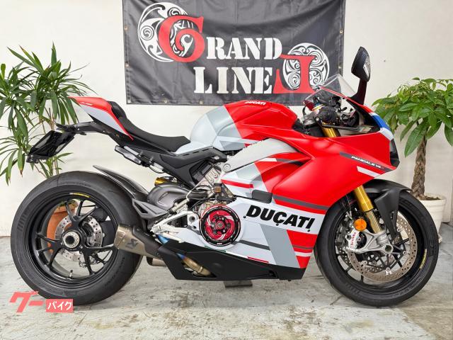 パニガーレＶ４　Ｓ　コルセ　ＡＫＲＡＰＯＶＩＣマフラー