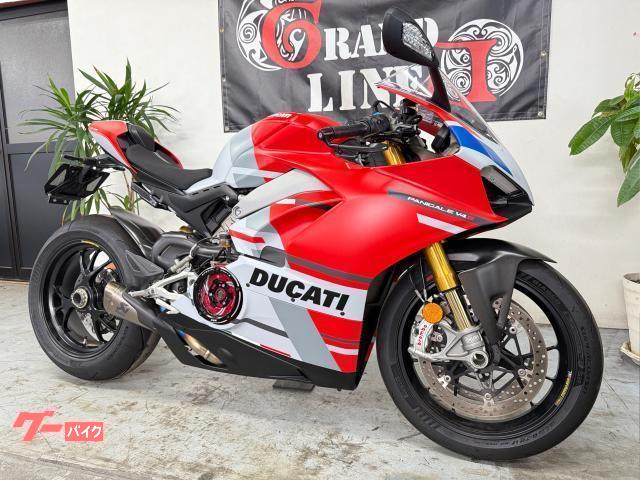 DUCATI パニガーレV4 S コルセ AKRAPOVICマフラー
