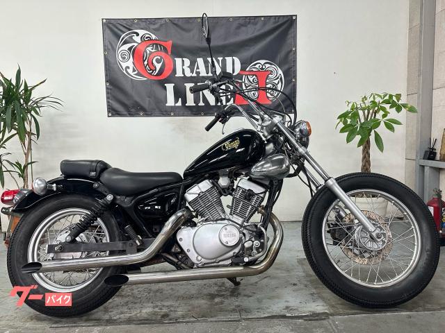 ＸＶ２５０ビラーゴ　アップハンドル　スラッシュカットマフラー　ビンテージタイヤ　１９９６年式　フル塗装　ブラック