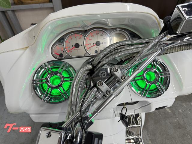 大幅値下げ！！【YAMAHA マジェスティ】LEDレインボー130P！ゲキラメピカピカ塗装！！ ヤマハ マジェスティC LED2スピーカー カーボンマフラー 下回り
