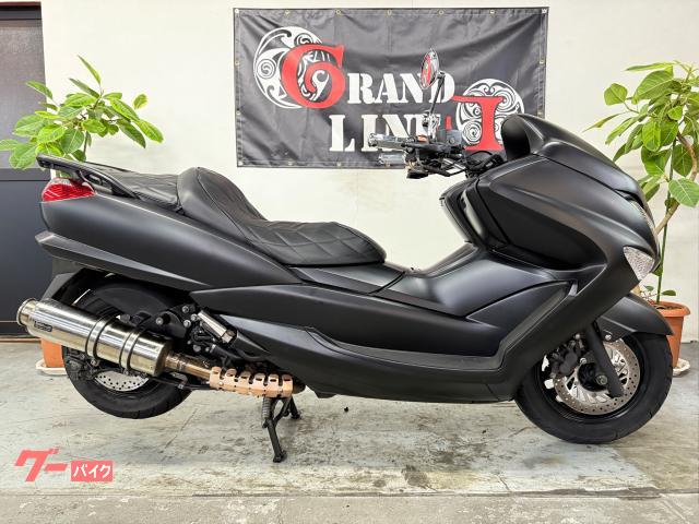 マジェスティ４Ｄ９　社外マフラー　ＬＥＤヘッドライト　つや消しシート　絞りハンドル　社外マスク　マッドブラックカスタム