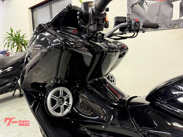オールブラックカラー‼︎ 【YAMAHA マジェスティ】スピーカー４発‼︎LED付‼︎ オールブラックカラー‼︎ 【YAMAHA マジェスティ】スピーカー4発