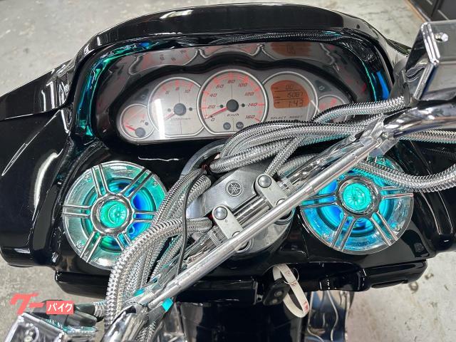 ヤマハ マジェスティC LEDスピーカー2発 下回りレインボーLED