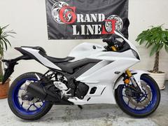 ヤマハ　ＹＺＦ−Ｒ２５　ＬＥＤヘッドライト　社外ブレーキレバー　２０１９年式　３５馬力　フルホワイト