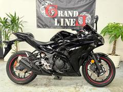 ヤマハ　ＹＺＦ−Ｒ２５　ＬＥＤヘッドライト　社外ブレーキレバー・フットペダル　フル塗装　２０１６年式　３６馬力　フルブラック
