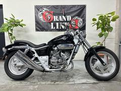 ホンダ　Ｖ−ＴＷＩＮ　ＭＡＧＮＡ　ツインマフラー　スモールウインカー　コブラシート　タイヤ前後新品ブラック