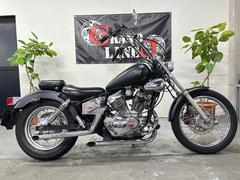 ヤマハ　ＸＶ２５０ビラーゴ　社外アップハンドル　メッキスラッシュマフラー　スモールウインカー　メッキサイドカバー　マットブラックカスタム