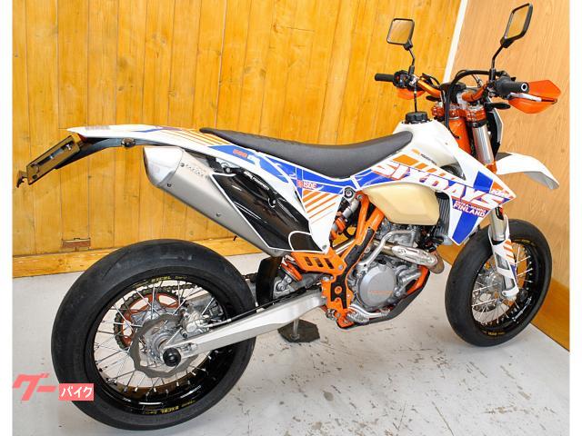 ＫＴＭ ５００ＥＸＣ－Ｆ・ＳＩＸＤＡＹＳ・パワーパーツ多数・モタードカスタムの画像（東京都
