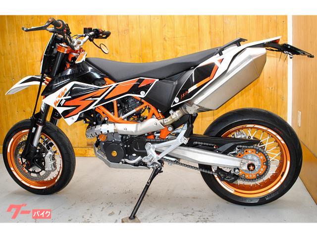 KTM 690SMC、SMC-R ノーマルカムシャフト 新品です。 - エンジン、冷却装置