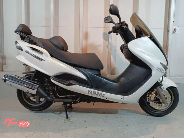 マジェスティ１２５　エンジンオイル　点火プラグ　バッテリー　ドライブベルト　燃料ポンプ新品