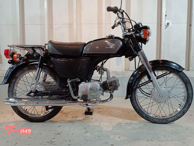 ベンリィＣＤ５０　バッテリー　プラグ　オイル新品　４サイクル　横型エンジン　ＭＴ車