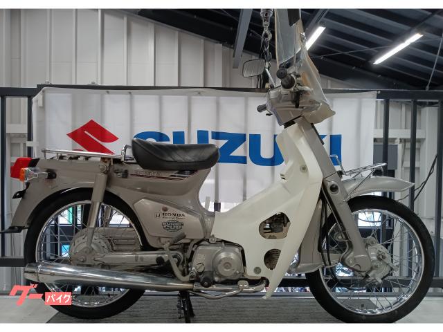 スーパーカブ５０カスタム　バッテリー　エンジンオイル　点火プラグ新品　風防　セル付き　４速