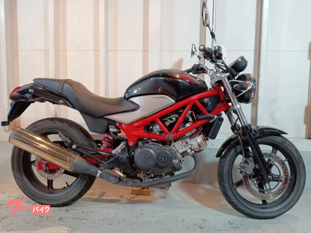 VTR250 バッテリー 点火プラグ エンジンオイル新品 2型 フューエルインジェクション