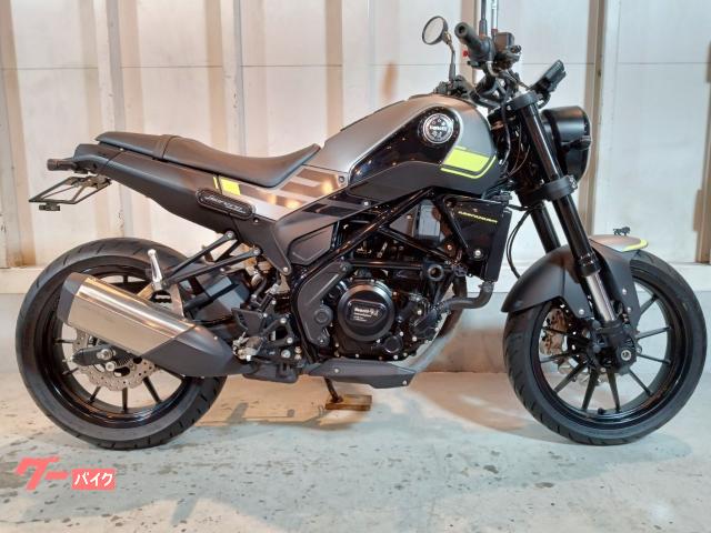 レオンチーノ２５０　バッテリー　点火プラグ　エンジンオイル新品