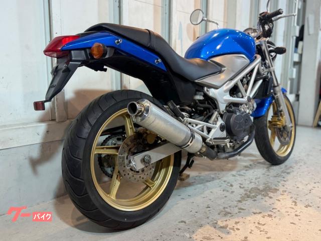 まだお取引可能！HONDA VTR250 FI 実働 バッテリー、ヘッドライト、チェーン等新品交換　最短で即日の配送も可能ですのでご相談ください 低燃費、安心のインジェクション車で春のツーリング！　 ホンダ VTR250 バッテリー 点火プラグ エンジンオイル ドライブ