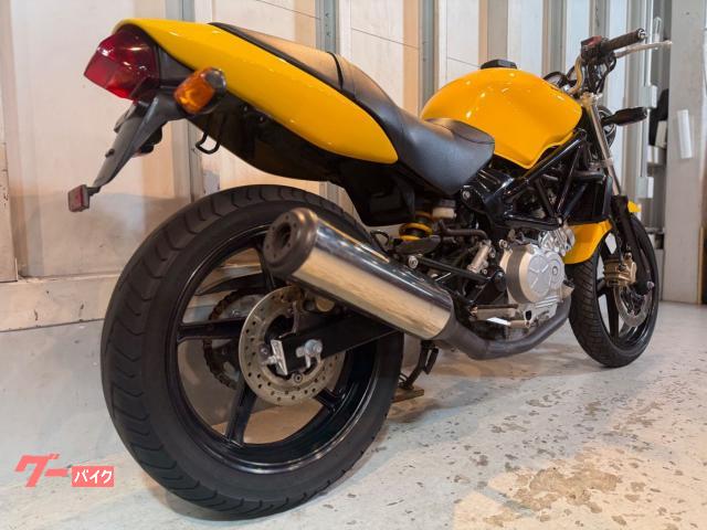 ホンダ VTR250 バッテリー 点火プラグ ドライブチェーン