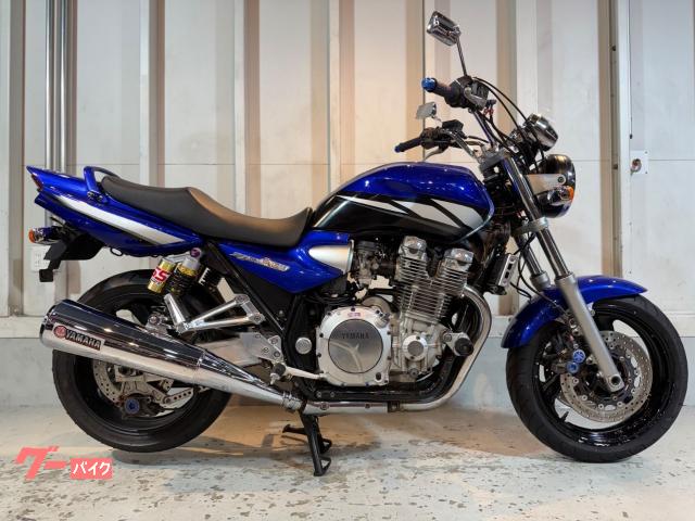 ＸＪＲ１３００　バッテリー　点火プラグ　エンジンオイル新品　アップハンドル
