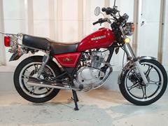 スズキ　ＧＮ１２５　エンジンオイル　点火プラグ新品　４サイクル　５速ミッション