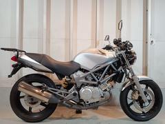 ホンダ　ＶＴＲ２５０　バッテリー　点火プラグ　エンジンオイル新品　リアキャリア付き