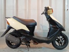 スズキ　レッツＩＩ　バッテリー　プラグ　オイル　シート新品　２サイクルエンジン