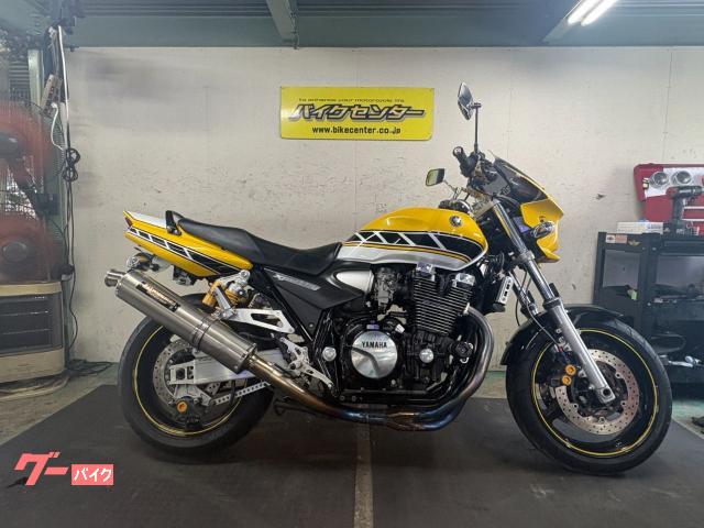 ＸＪＲ１３００　２００５年モデル　車検対応ヨシムラマフラー　エンジンスライダー　タンデムステップ　ＥＴＣ付き　純正キー３本　赤キー