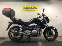 スズキ　ＧＳＲ２５０　リアキャリア　リアボックス　グリップヒーター