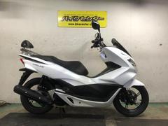ホンダ　ＰＣＸ　２０１５年モデル　ＬＥＤヘッドライト　バックレスト　純正キー２本