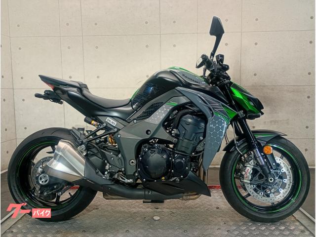 Ｚ１０００　ＺＲＴ００Ｊ　Ｒエディション　２０２０年モデル　マレーシア仕様　逆車　フェンダーレス　タンクパッド　６９２８１