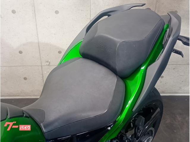 NA2様 カワサキ・ニンジャ H2 SX SE(ZXT02A)純正 燃料タンク 中古