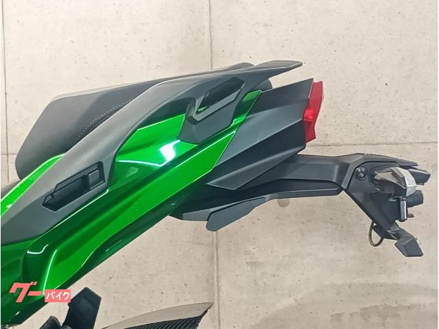 カワサキ Ninja H2 SX SE＋ ZXT02A 2020年