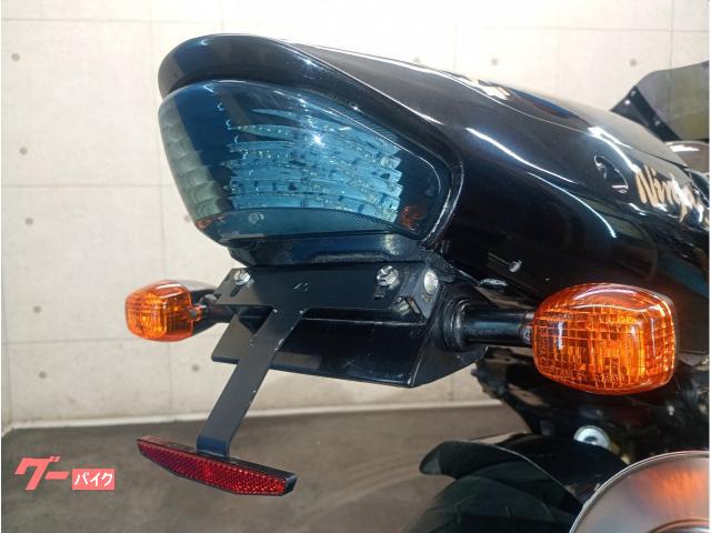 【中古】 ママの美しい体に・・・ カワサキ Ninja ZX－12R 2004年モデル