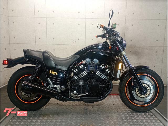 ＶＭＡＸ　１９９７年モデル　３ＵＦ　Ｖブースト化　リミッターカット　Ｖ型４気筒エンジン　逆車マフラー　６７８８５