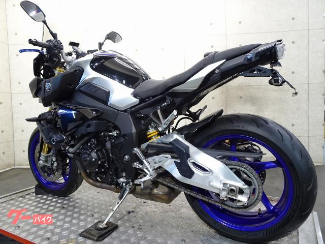 ヤマハ MT-10（RN50J）2017- リアルカーボン マフラーカバー ヤマハ MT-10（RN50J）2017- リアルカーボン マフラーカバー ヤマハ MT